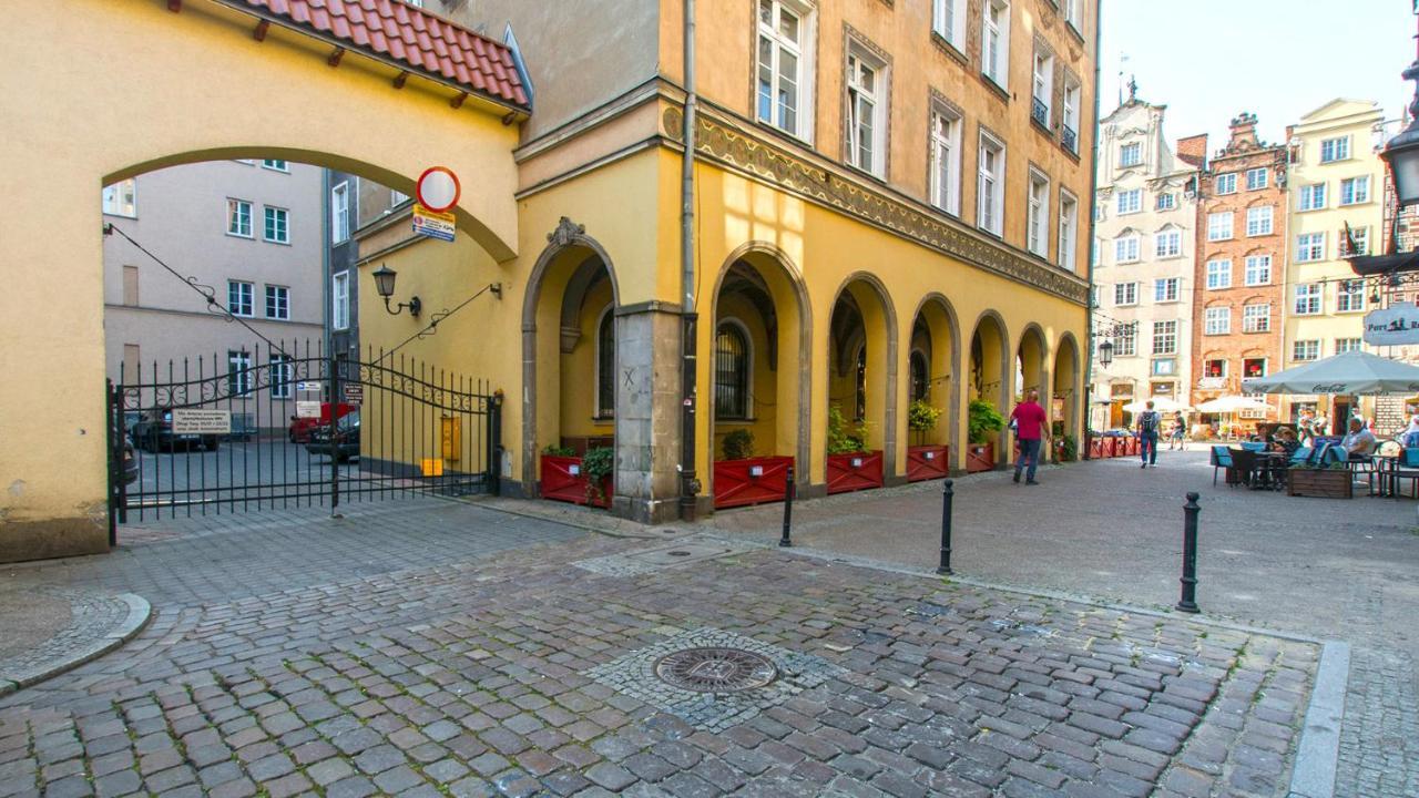 Old Town Dlugi Targ Huoneisto *