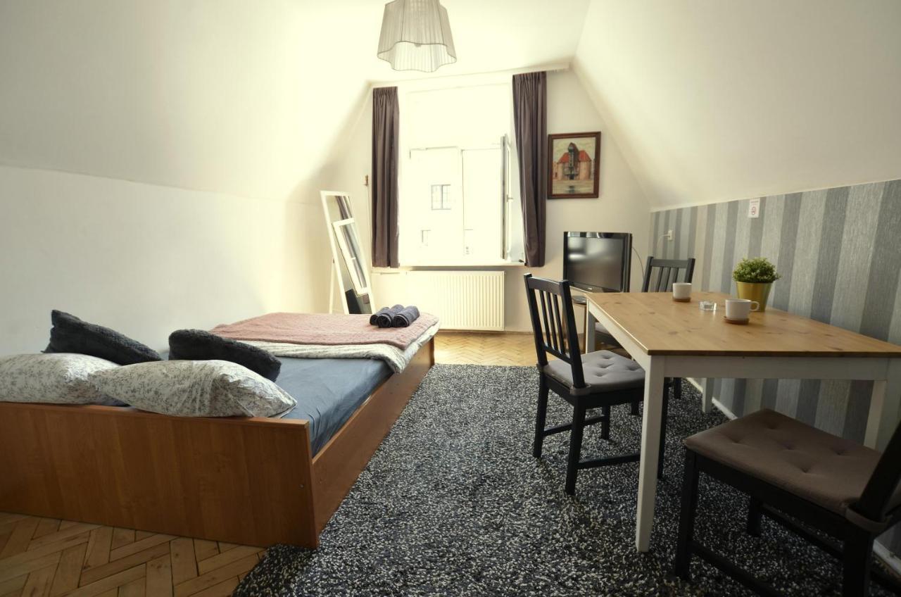 Old Town Happy Apartment, The Location Apartment *