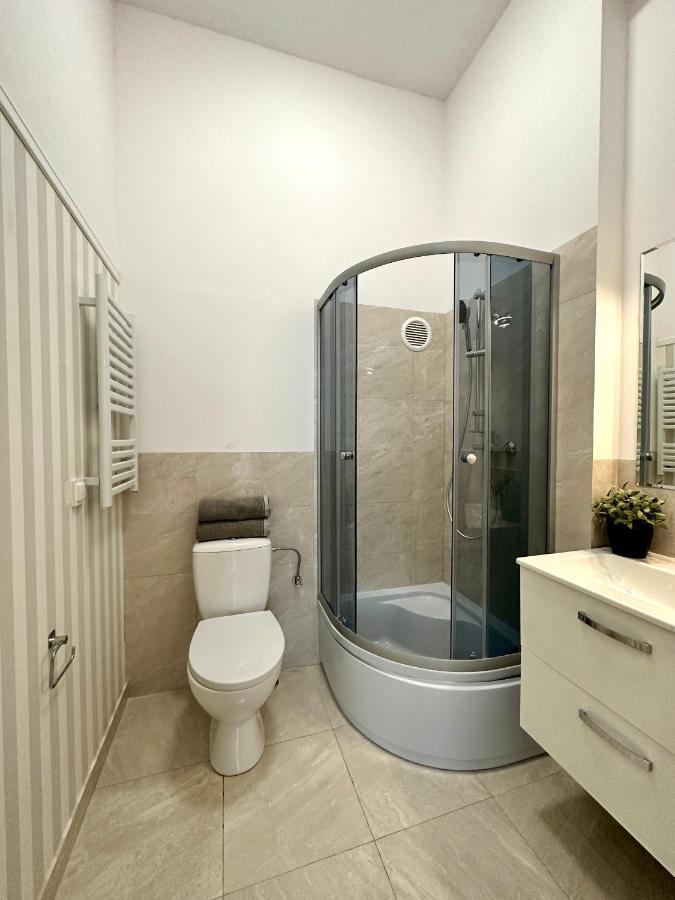 Studio Oliwa Station Apartment