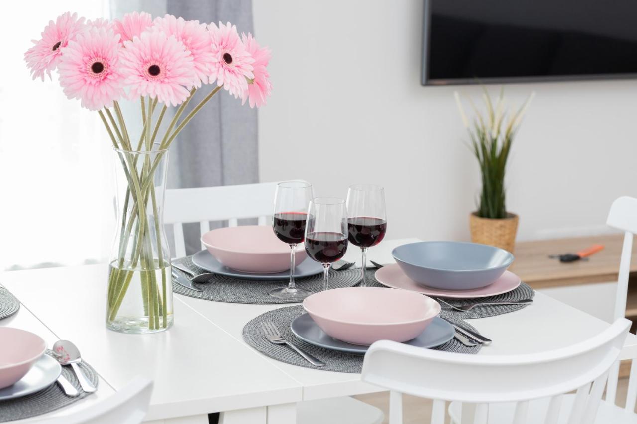 Garnizon For 6 Guests With Parking & Balcony By Renters *