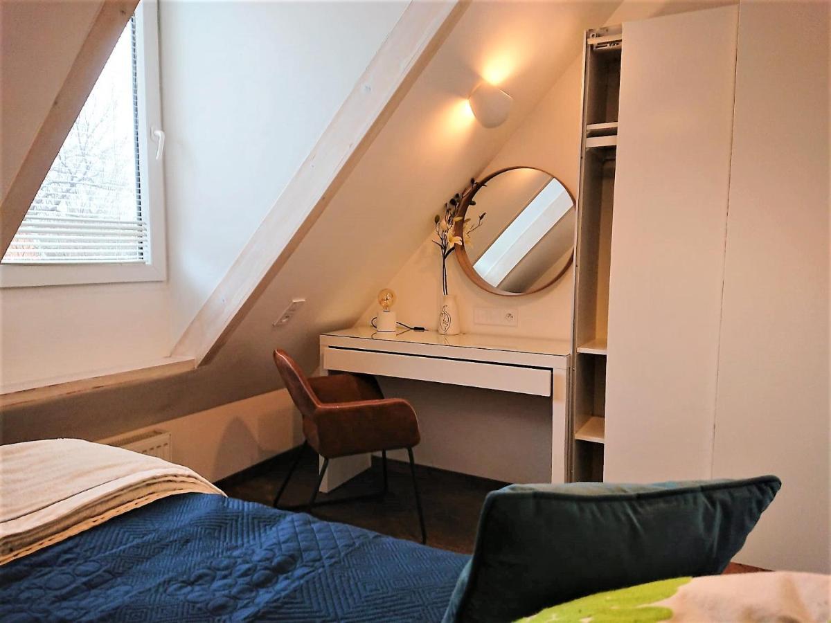 Cozy Loft With Old Town View - Free Parking *