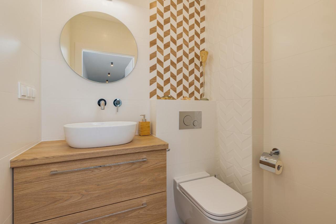 Sea Waves With Park View By Renters Gdansk