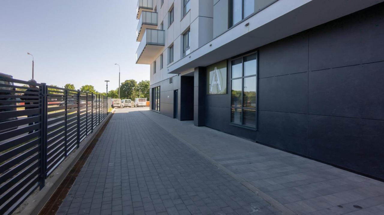 Sea Waves With Park View By Renters Apartment Gdansk