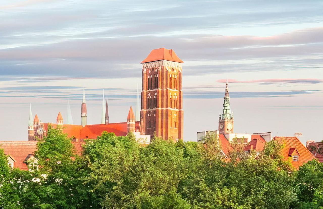 Family Luxury Comfort 2 Bedrooms & Playstation 4 & Panoramic View Of The Gdansk's Old Town & Free Private Parking *
