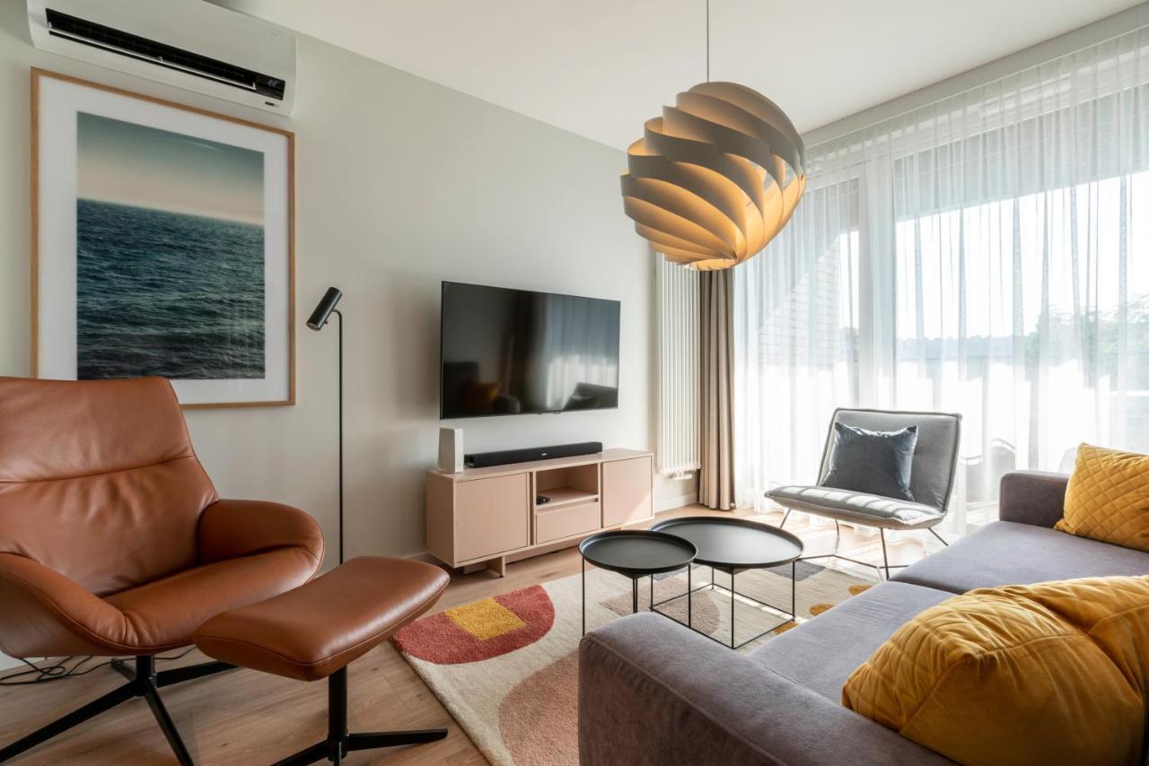 Apartment Chlebova 1 *