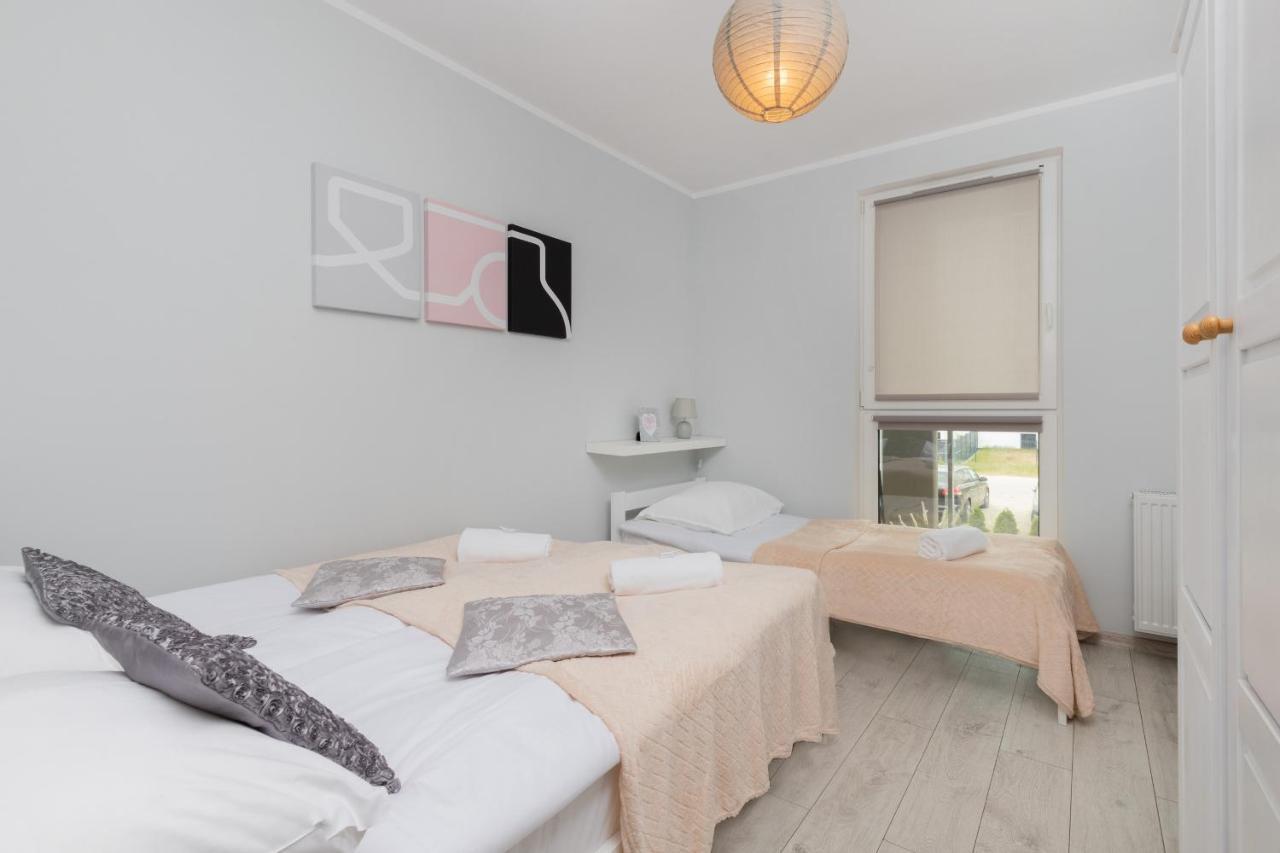 Turzycowa In By Renters Apartment