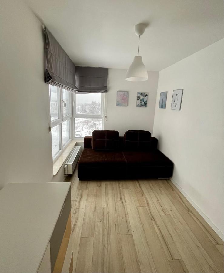 Przytulna Close To The Airport And Pkm Apartment