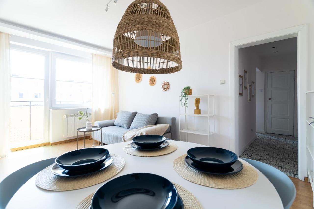 Seaside Modern Apartment *