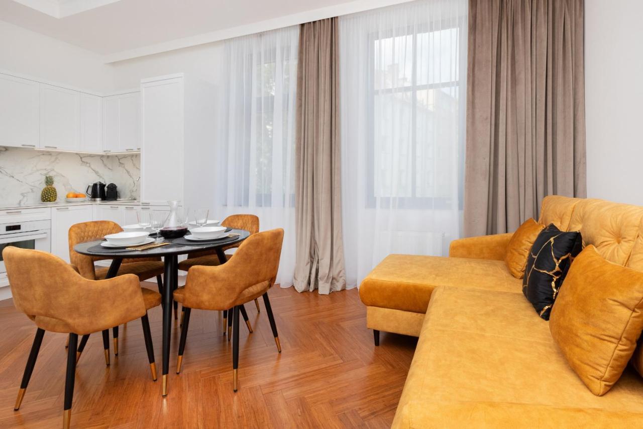 Stylish & Trendy Browar Gdanski By Renters *