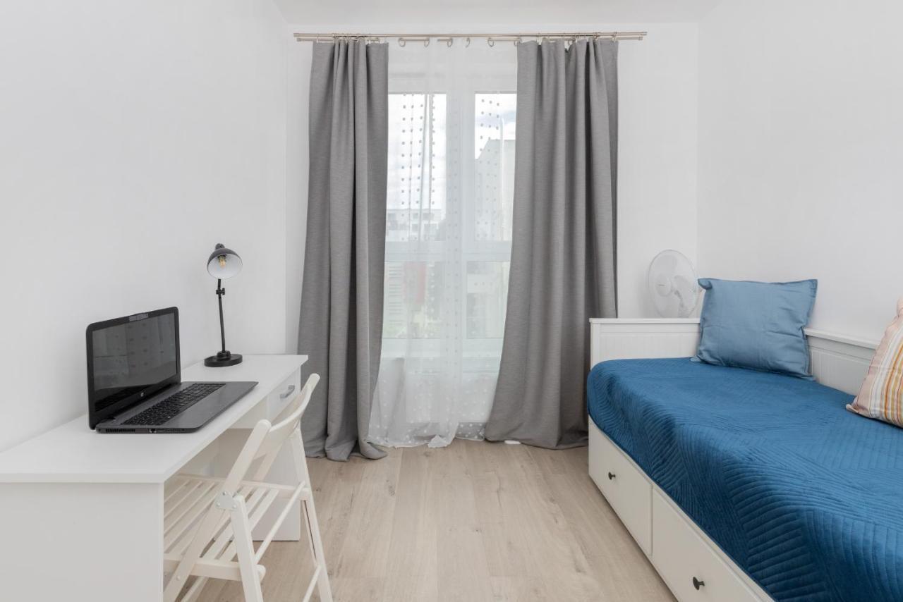 Apartment Garnizon For 6 Guests With Parking & Balcony By Renters *