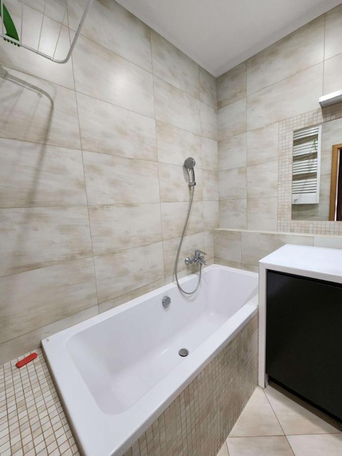 Nadmorski Dwor Modern Apartment