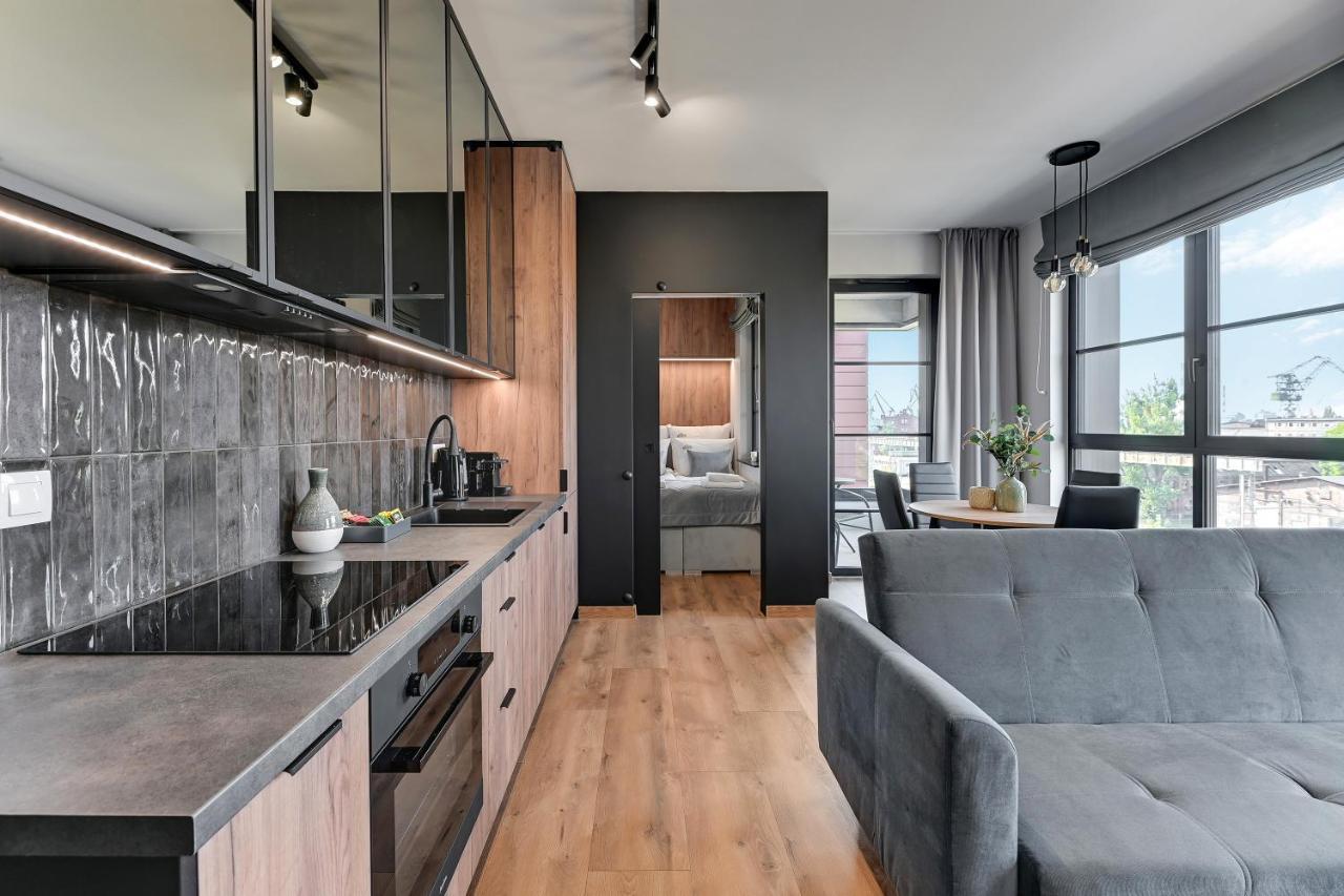 Doki Living & Foodhall By Downtown Apartment