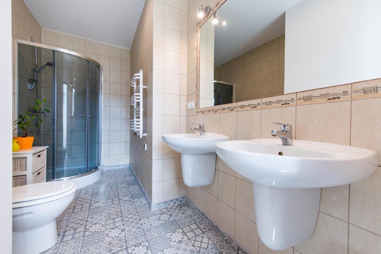 Hello River View 5 Bedrooms Very Big 100 M2 * Gdansk