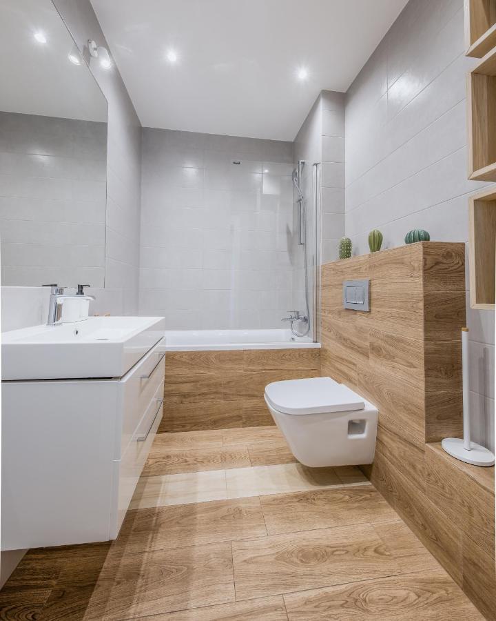 Apartment Rooftop Brzezno With The Sea View Gdansk