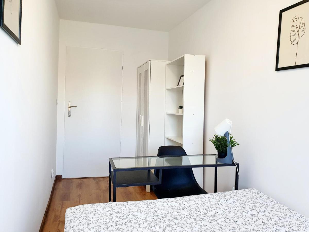 Mieszkanie We Wrzeszczu- Hallera 73 Apartment *