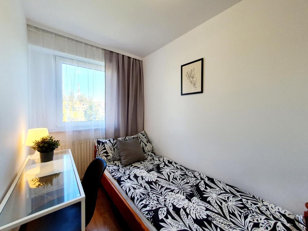 Mieszkanie We Wrzeszczu- Hallera 73 Apartment *