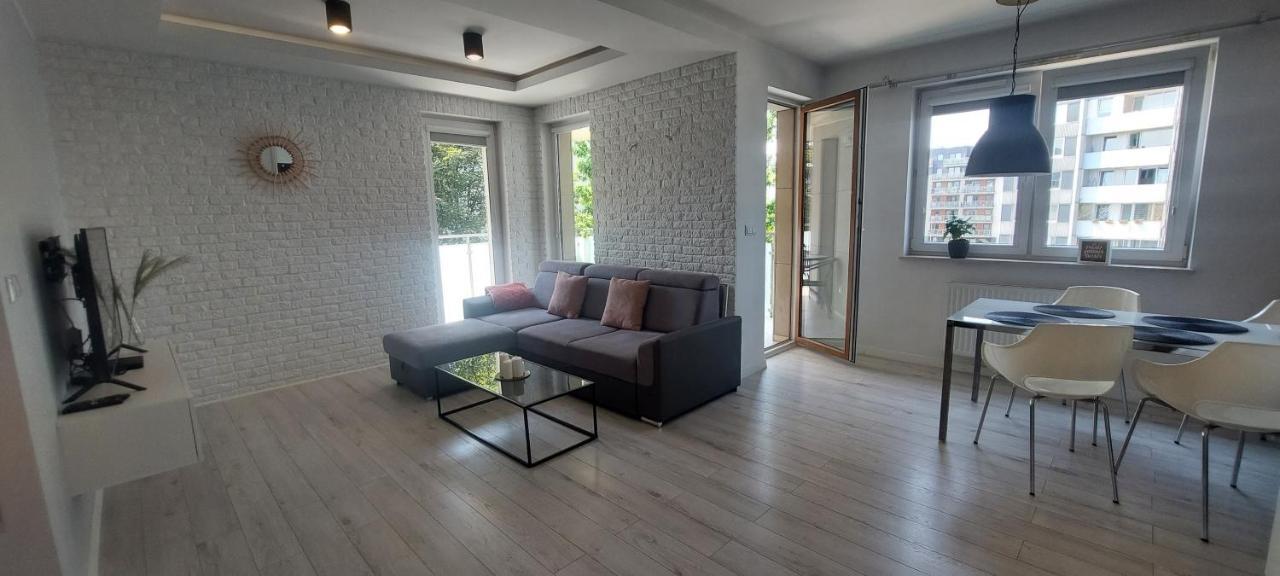 Huoneisto Apartament Przymorze