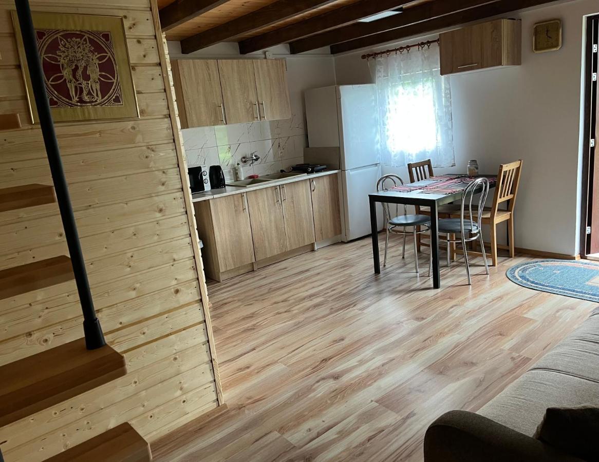 Domek Na żurawiej *