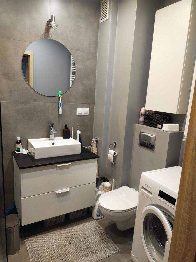 Apple Flat Apartment