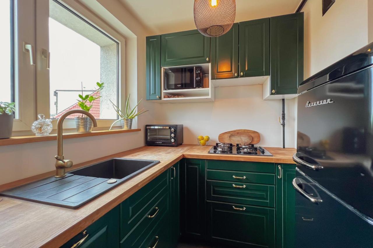 Fresh Industrial With Public Transport Apartment *