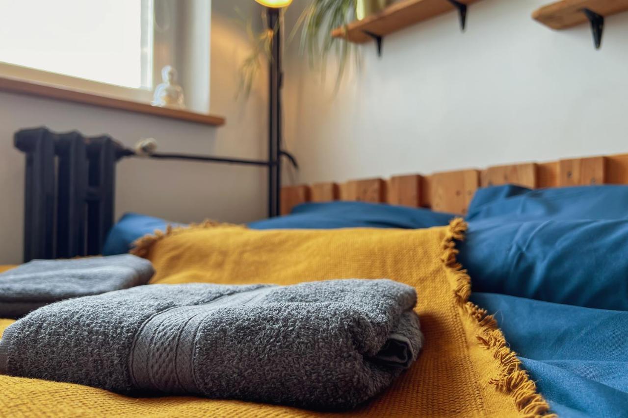 Fresh Industrial With Public Transport Apartment Gdansk
