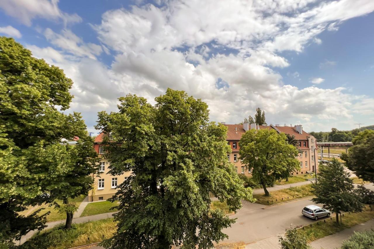 Apartment Fresh Industrial With Public Transport