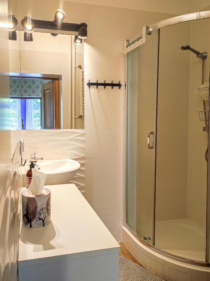 Quiet Hideaway In Center Apartament