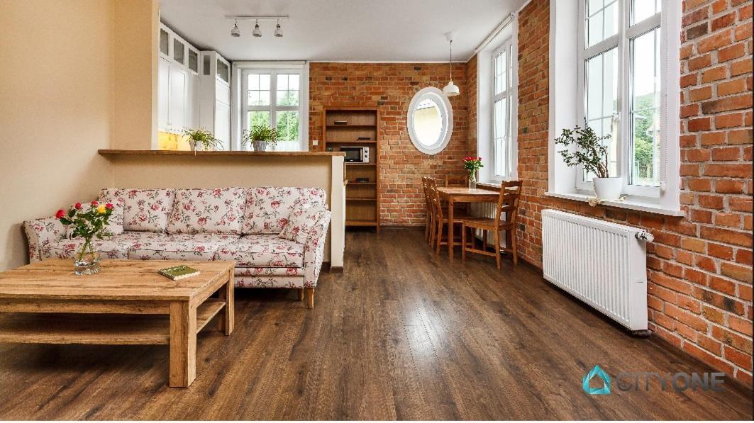 Apartament Z Weranda W Dworku Oliwskim Leilighet *