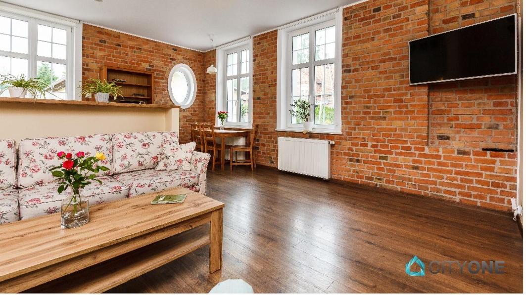 Apartament Z Weranda W Dworku Oliwskim Leilighet *