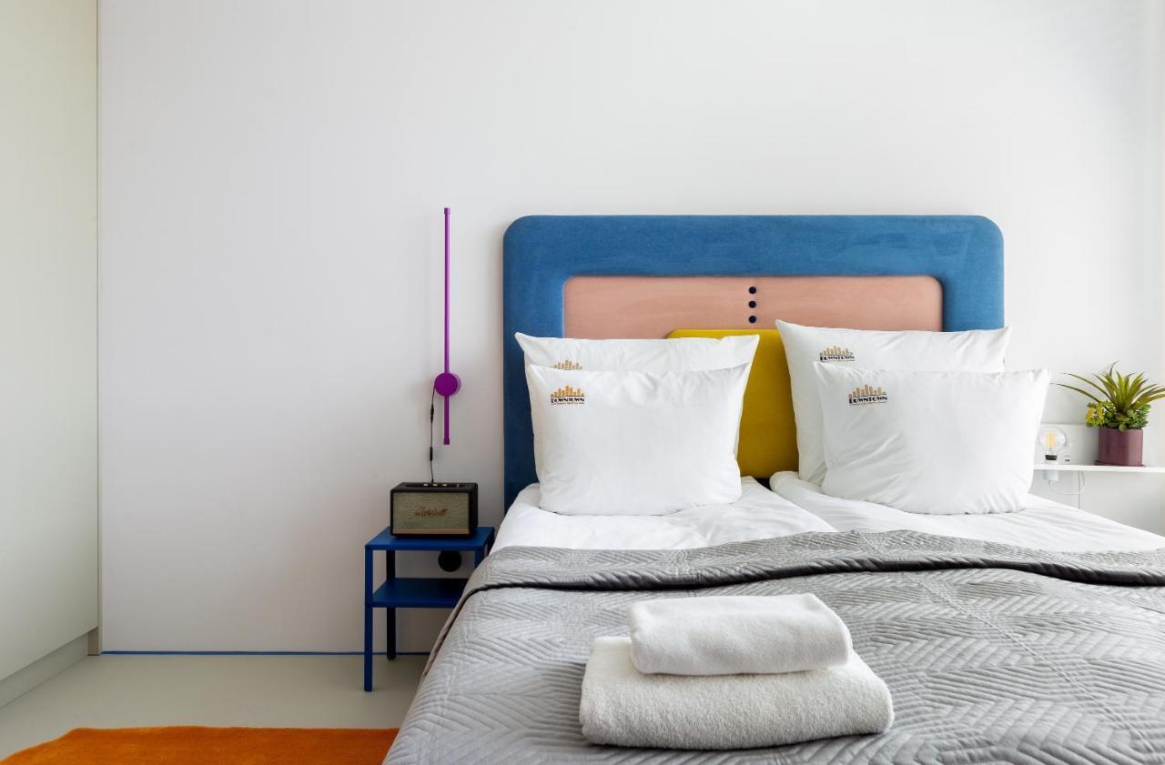 Chlebova - Riverside View Terrace, Free Parking, Gym & Kidsplay By Downtown *