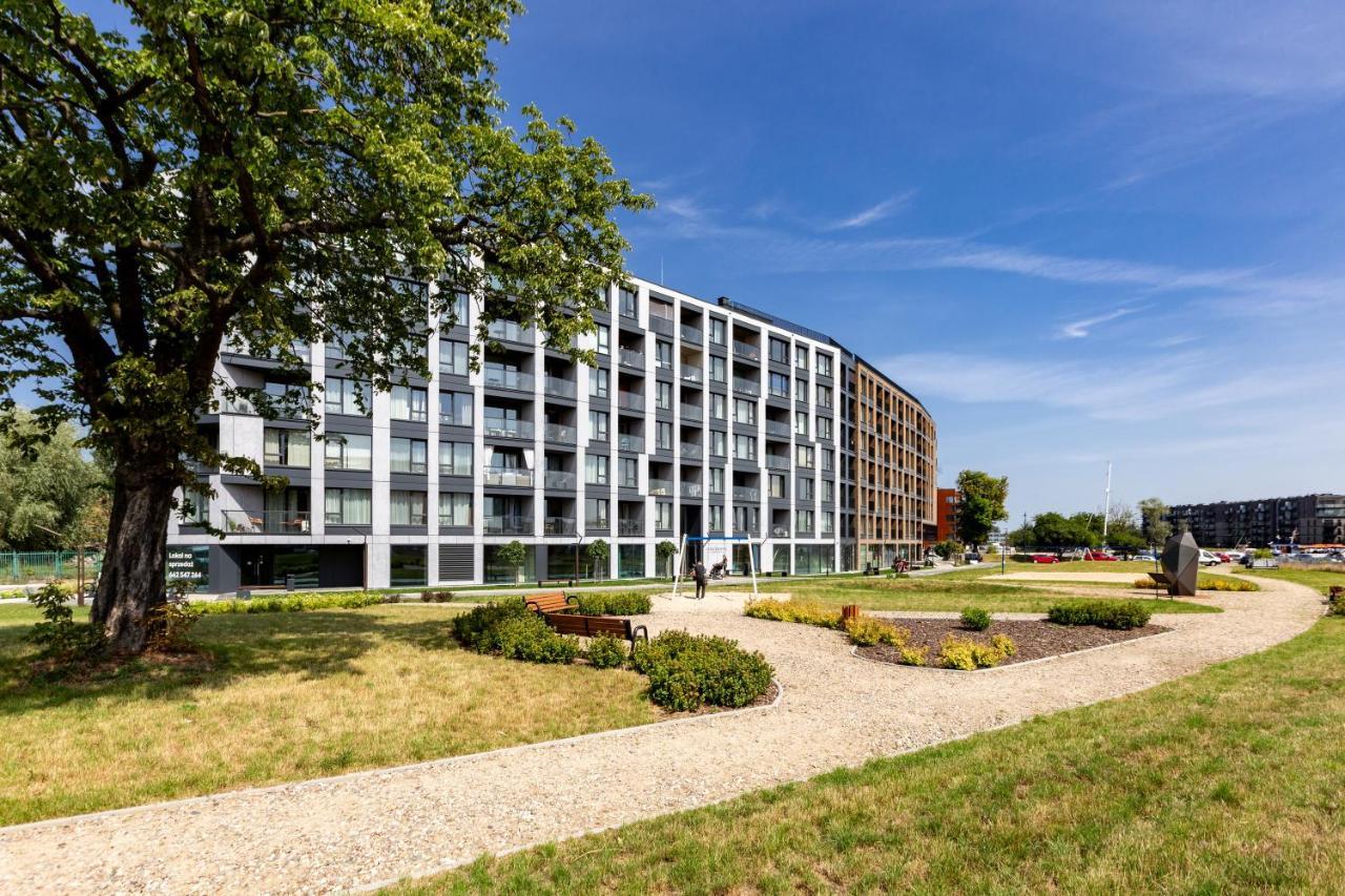 Chlebova - Riverside View Terrace, Free Parking, Gym & Kidsplay By Downtown Apartment Gdansk