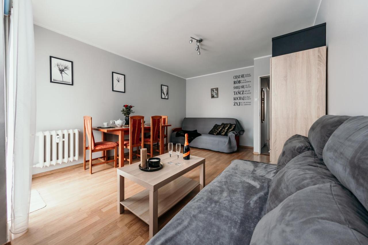 Spacious 3 Bedroom Apartament Near Olivia Business Center Gdansk