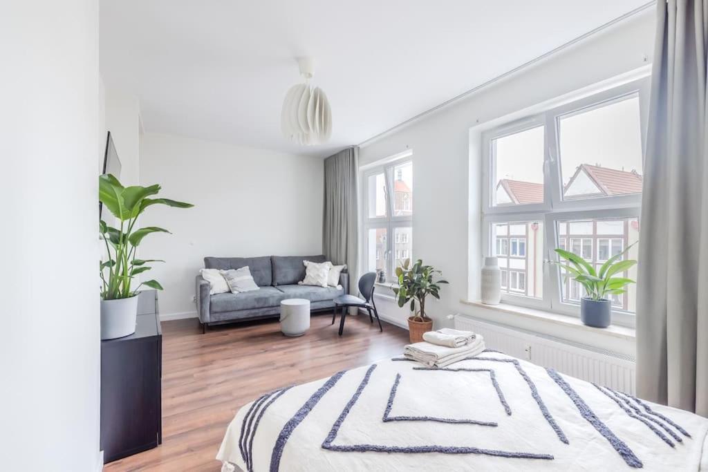 Apartment Bliss: Downtown Gdansk