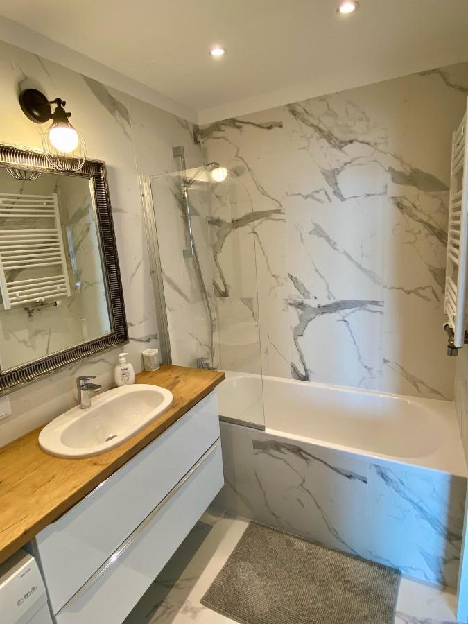 Apartament Solvo Przymorze, Parking Lägenhet