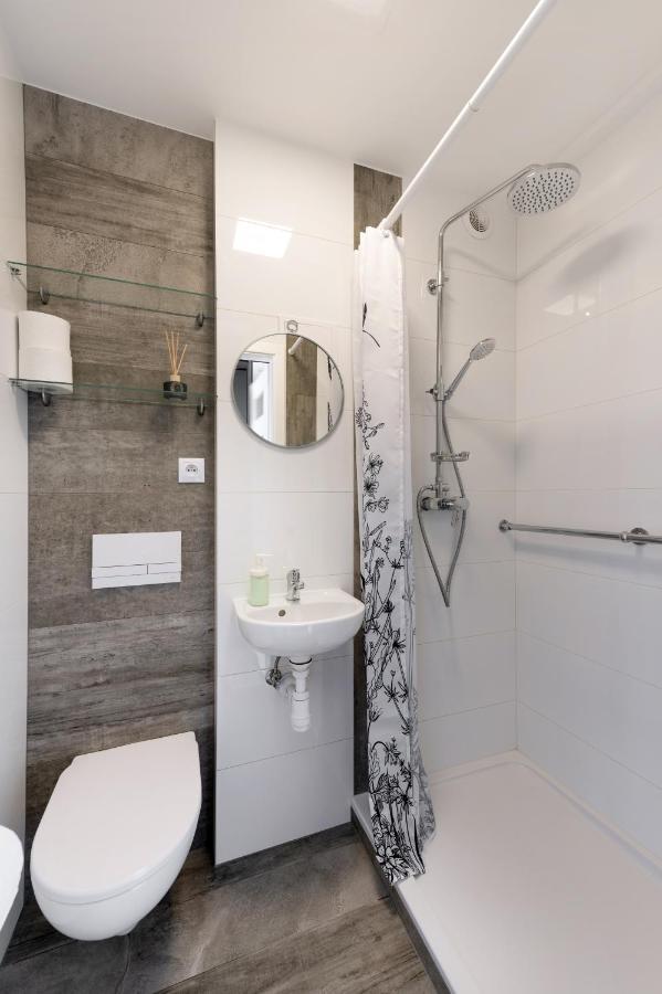 Initium - - Tysiaclecia 23b Gdańsk