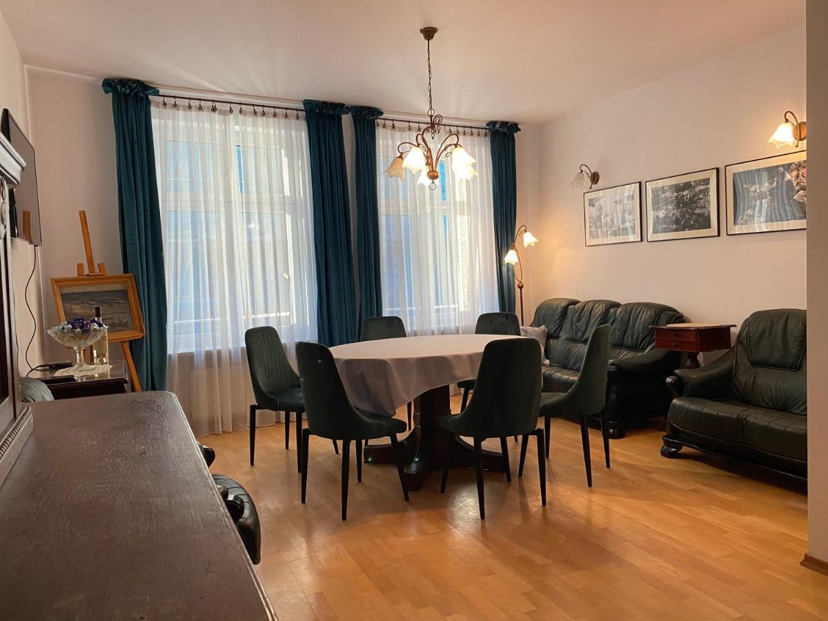 Kauris Apartament *