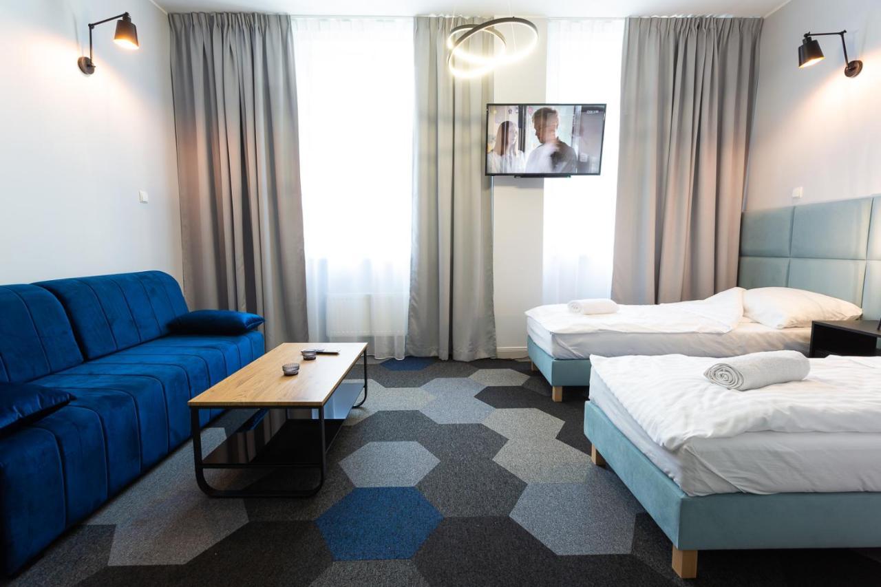 Moon Aparthotel