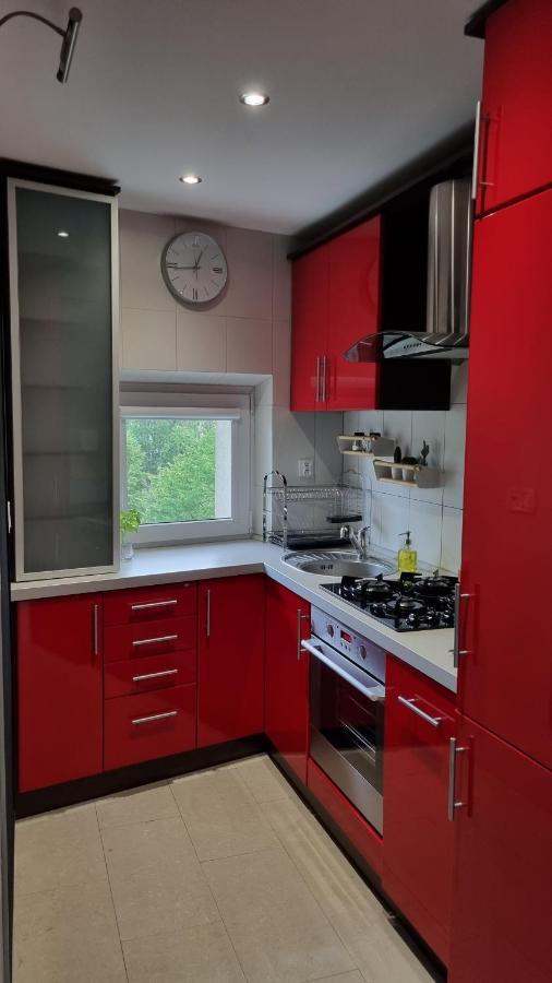 Apartament Z Zolta Osmiornica