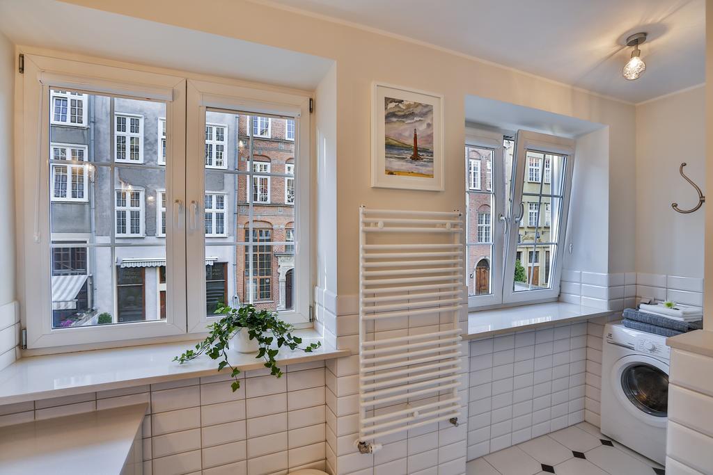 Apartment Apartament Bursztynowy Mariacka Old Town