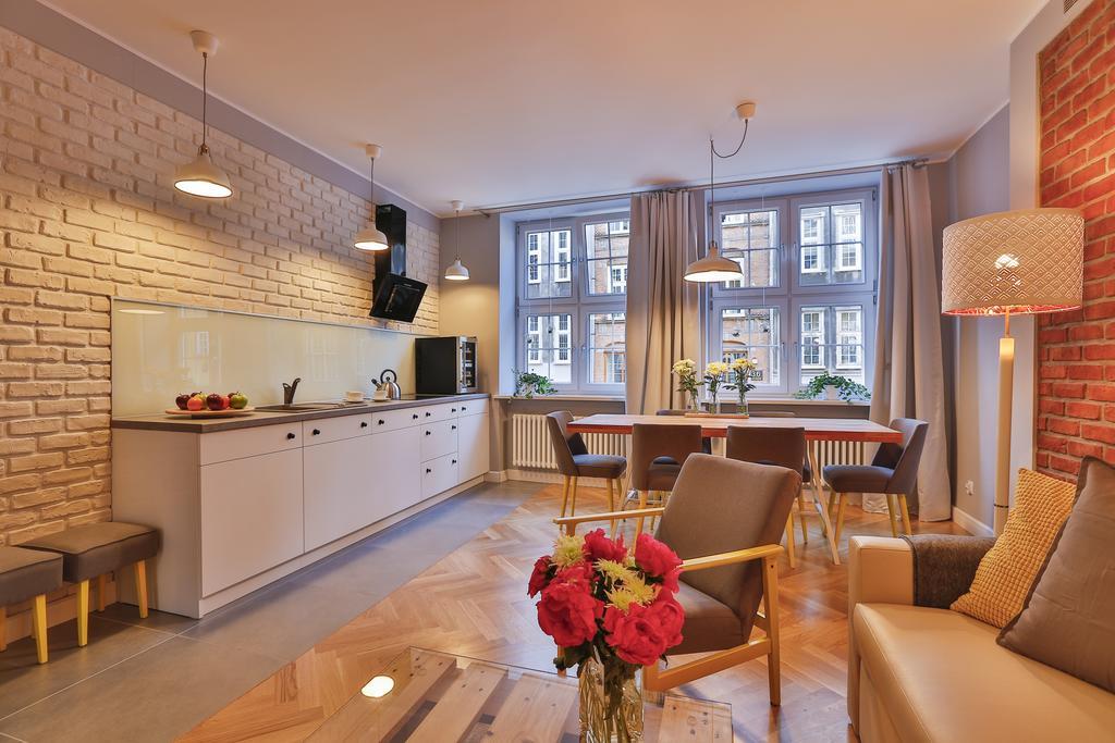 Apartment Apartament Bursztynowy Mariacka Old Town