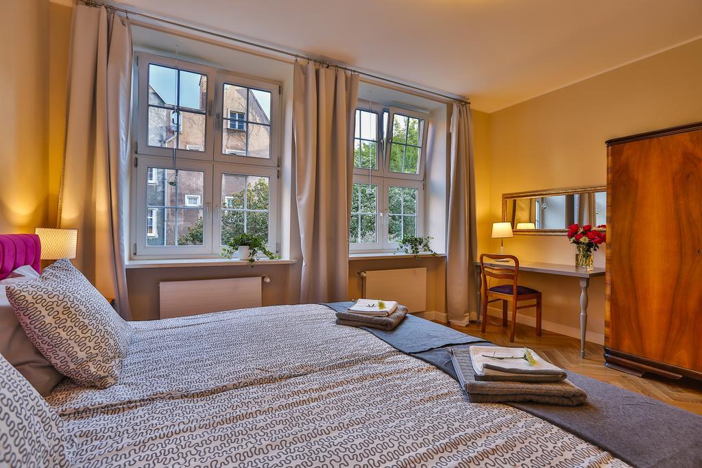 Apartament Bursztynowy Mariacka Old Town Apartment