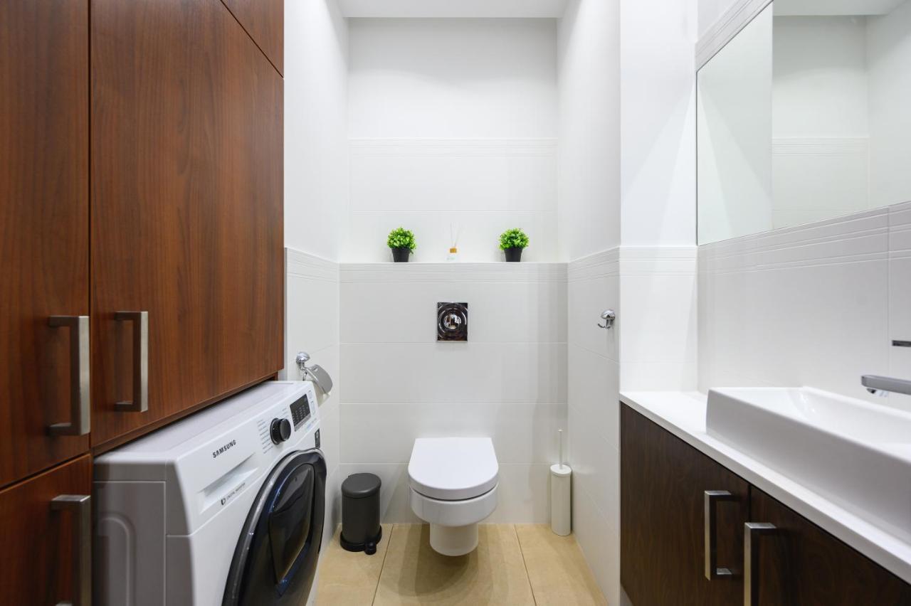 Apartment White Sea - Neptun Park By Oneapartments