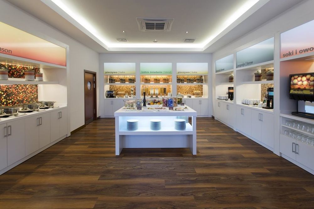 Khách sạn Hampton By Hilton Airport