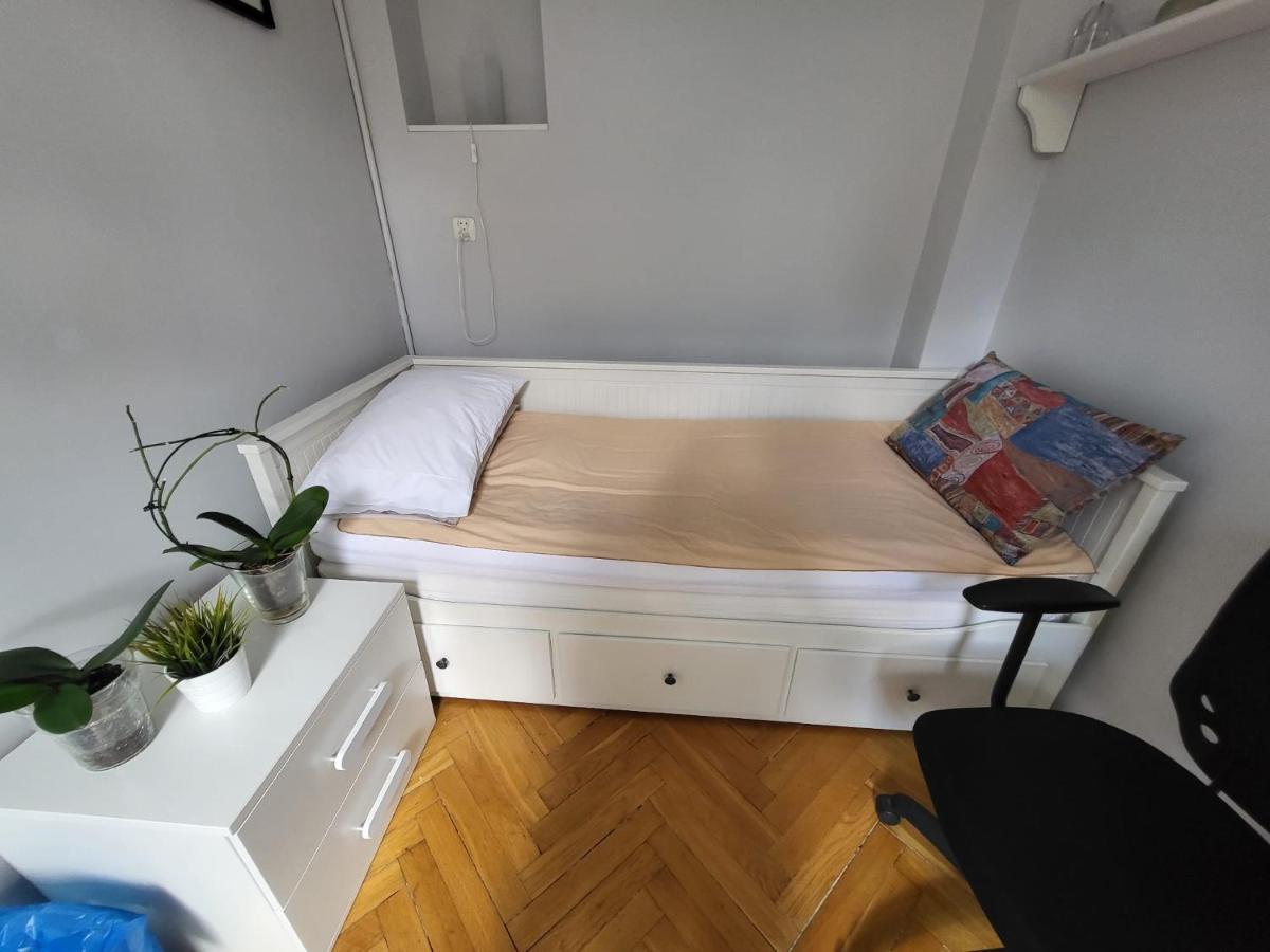 Zabytkowa Kamienica Homestay *