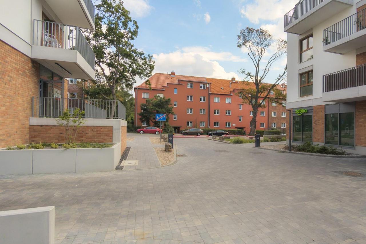 Apartment Bright & Stylish With Balcony 1,5 Km To Main By Renters Danzig