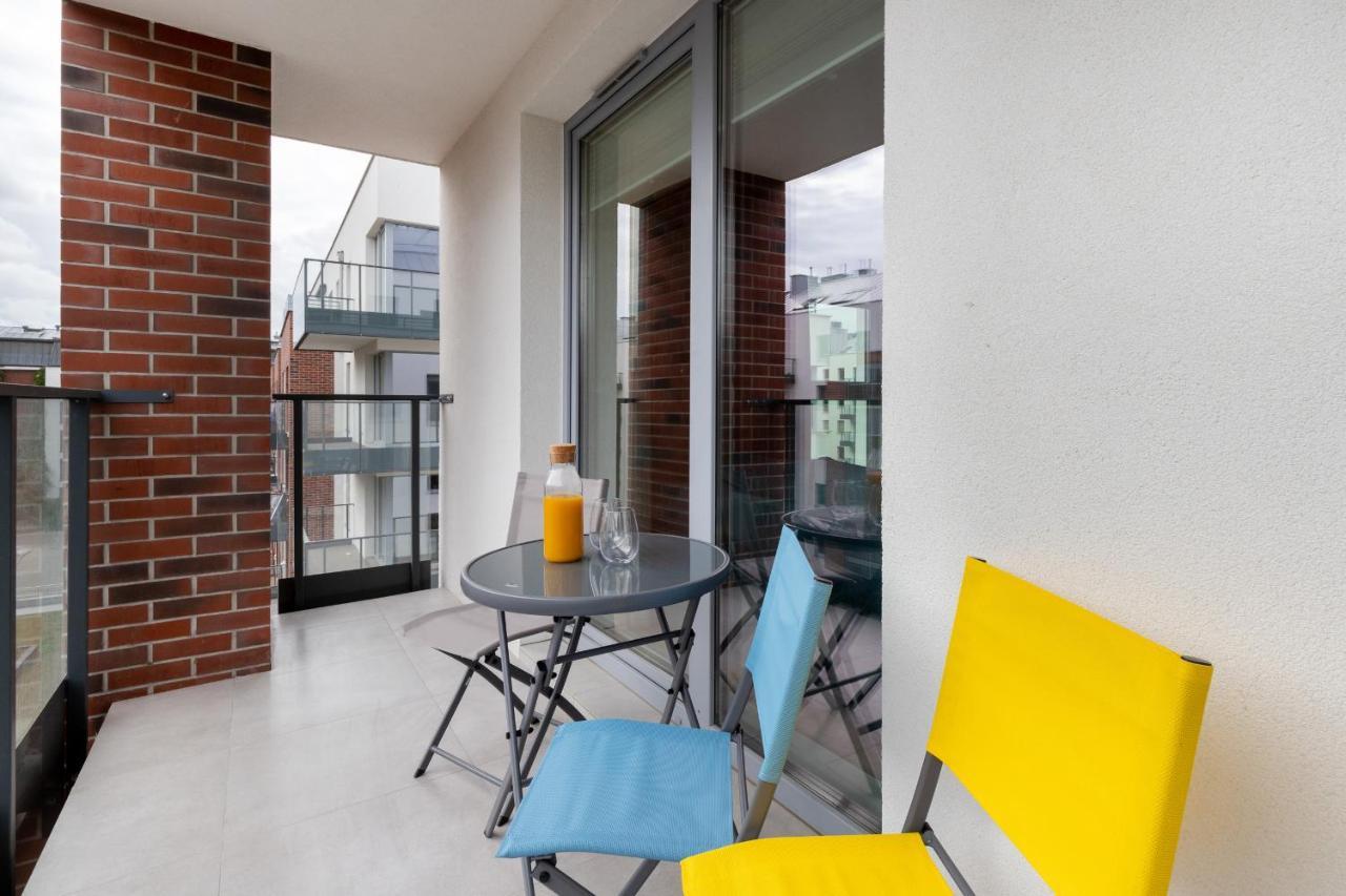 Srodmiescie Angielska Grobla With Free Parking By Renters Apartament Gdańsk