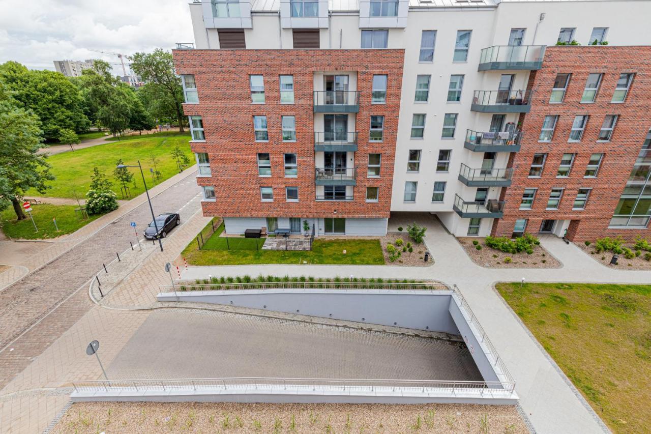 Srodmiescie Angielska Grobla With Free Parking By Renters Apartament Gdańsk