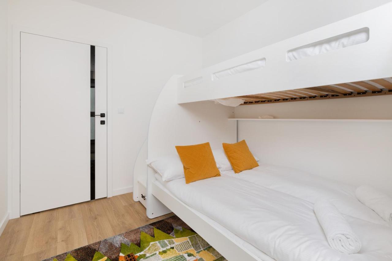 Srodmiescie Angielska Grobla With Free Parking By Renters Apartament