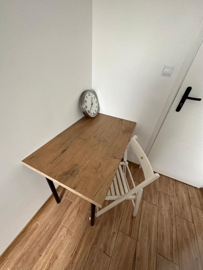 Guest house Rooms4less