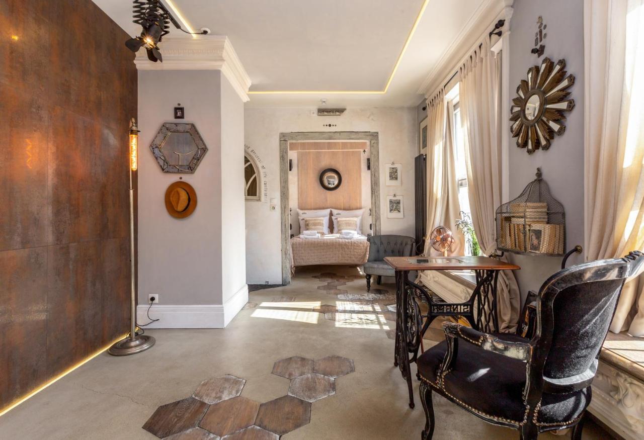 Apartment Old Town Paradise Lost By Downtown